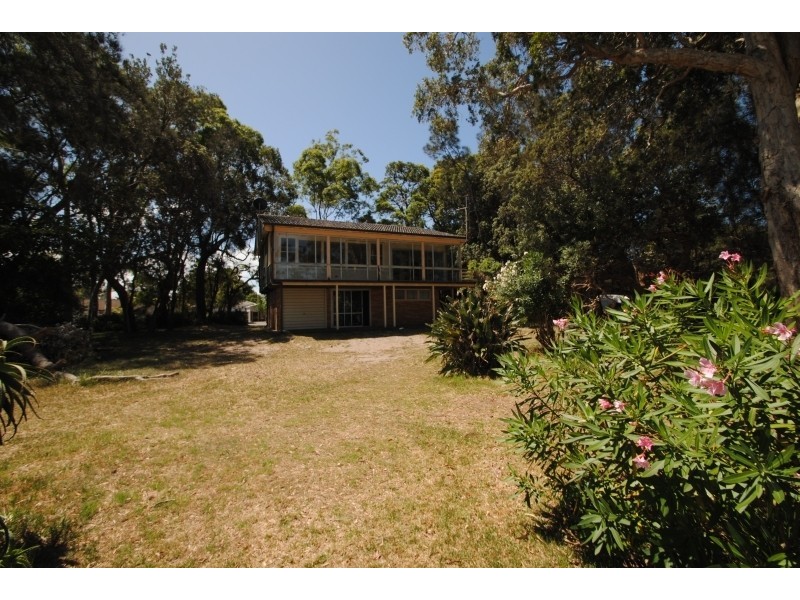 14 Lett Street, Gorokan NSW 2263