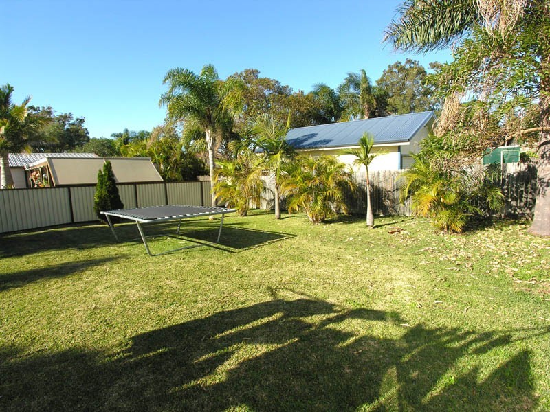 10 Essex Street, Gorokan NSW 2263