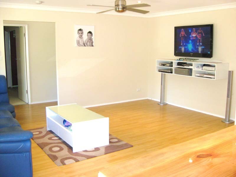 14 Somerville Close, Budgewoi NSW 2262