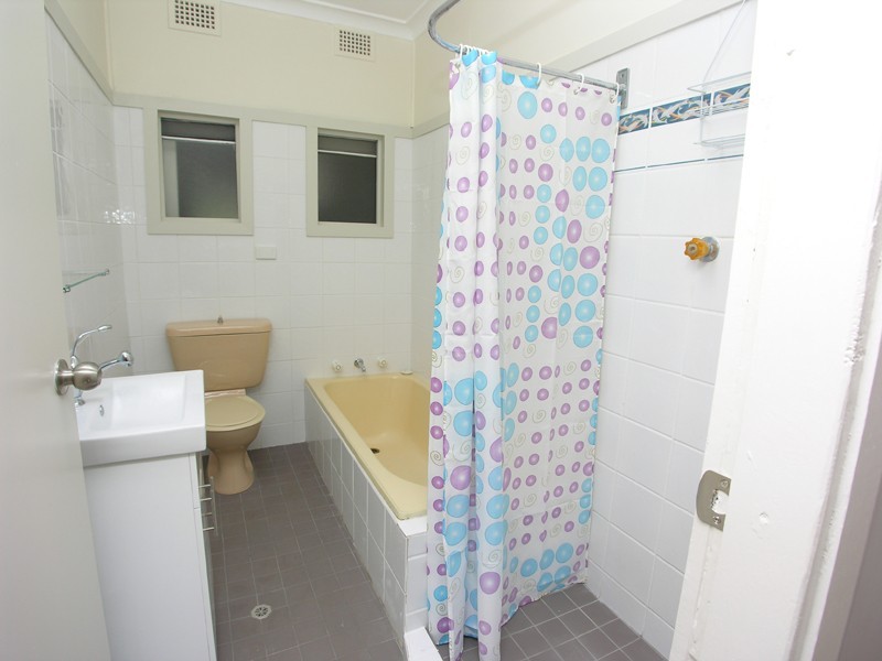 Berkeley Vale NSW 2261