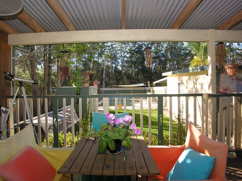 37 Warner Road, Tuggerawong NSW 2259