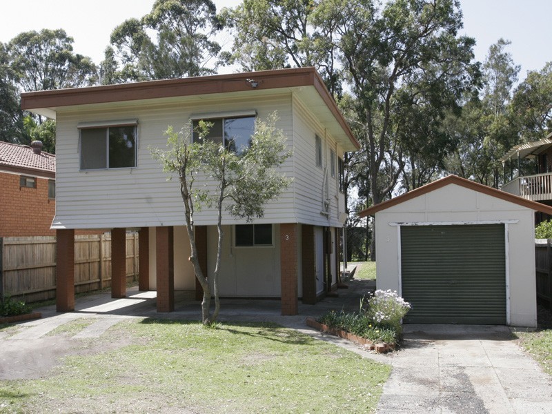 3 Malvina Parade, Gorokan NSW 2263