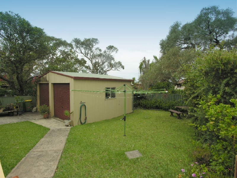 Bateau Bay NSW 2261