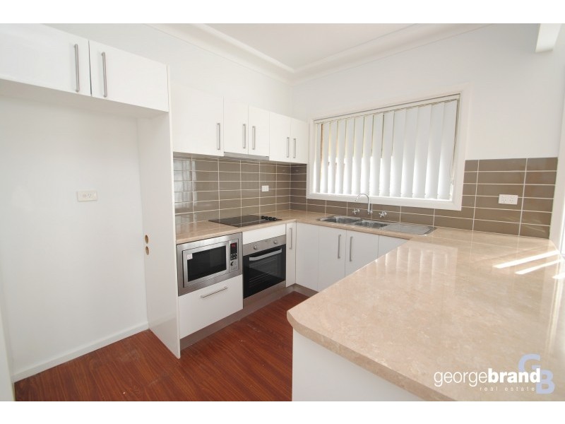9 Hume Blvd, Killarney Vale NSW 2261