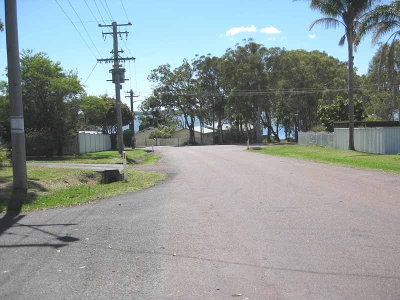2 Huene Avenue, Halekulani NSW 2262