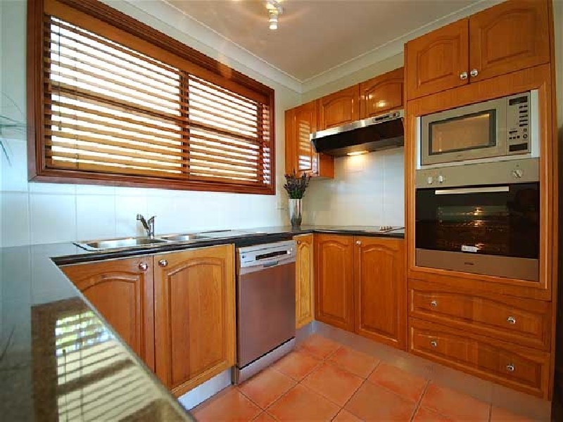 8 Marine Parade, Rocky Point NSW 2259