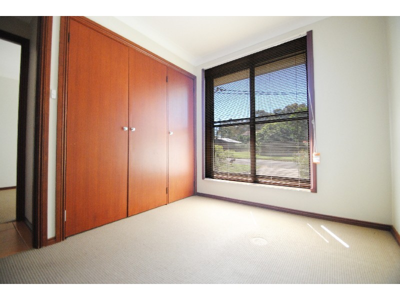 8 Marine Parade, Rocky Point NSW 2259