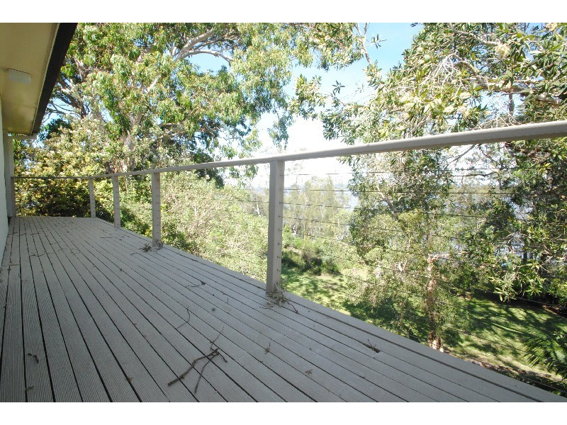 8 Marine Parade, Rocky Point NSW 2259