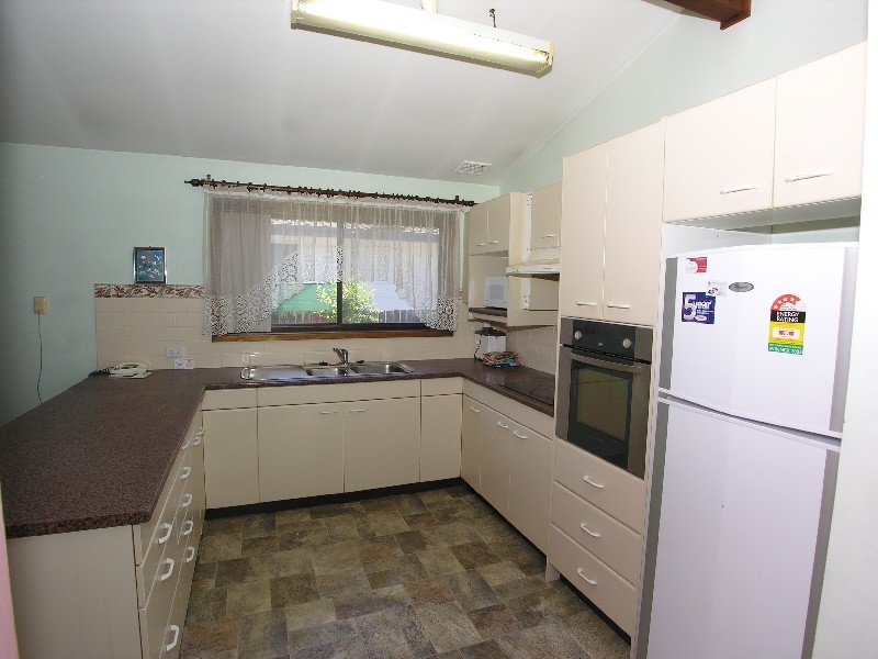 9 Cunningham Street, Killarney Vale NSW 2261