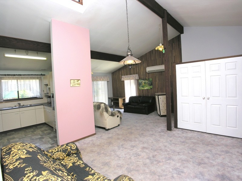 9 Cunningham Street, Killarney Vale NSW 2261