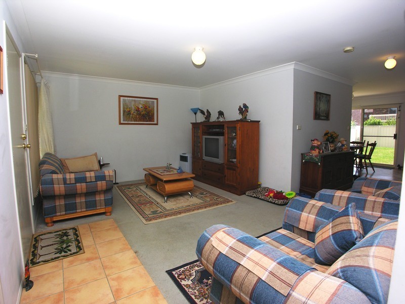 1/20 Kathleen Court, Berkeley Vale NSW 2261