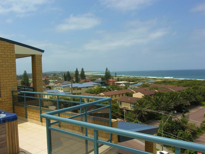 The Entrance North NSW 2261