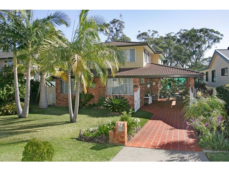 42 Yimbala Street, Killarney Vale NSW 2261