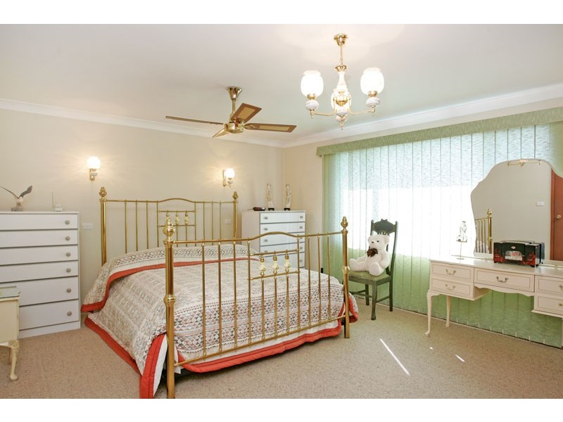 42 Yimbala Street, Killarney Vale NSW 2261