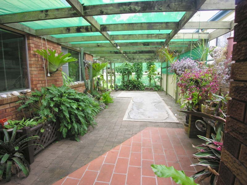42 Yimbala Street, Killarney Vale NSW 2261