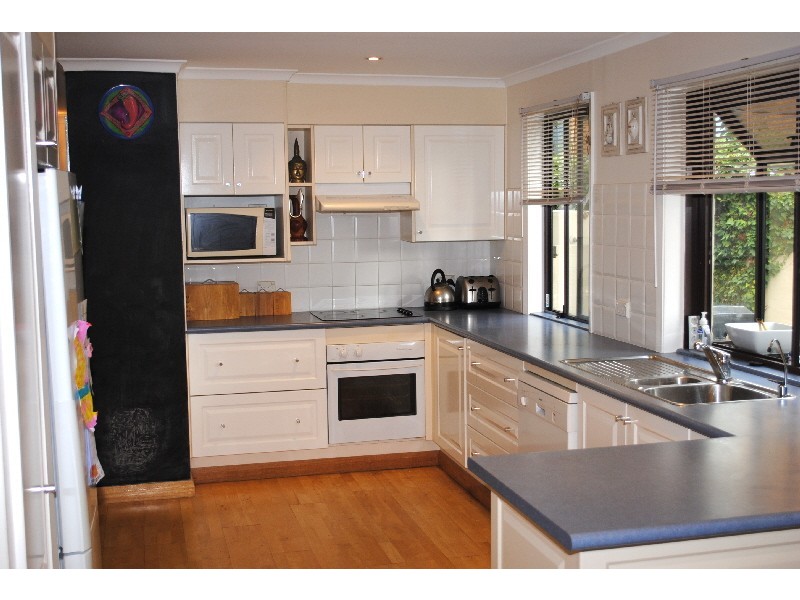 52 Elizabeth Drive, Noraville NSW 2263