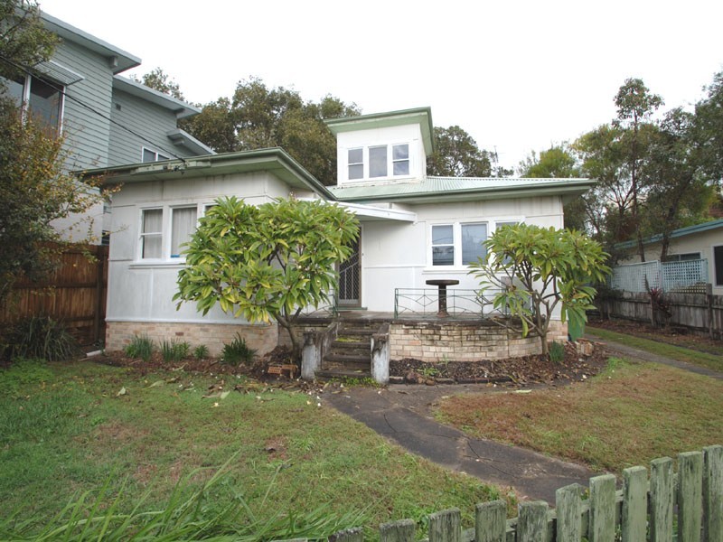 2 Henderson Street, Norah Head NSW 2263