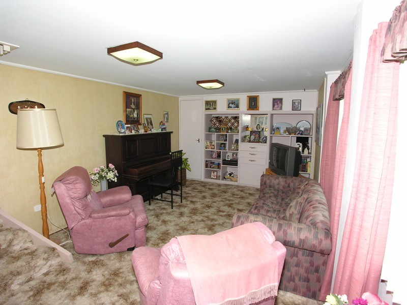 3 Hillcrest Avenue, Bateau Bay NSW 2261