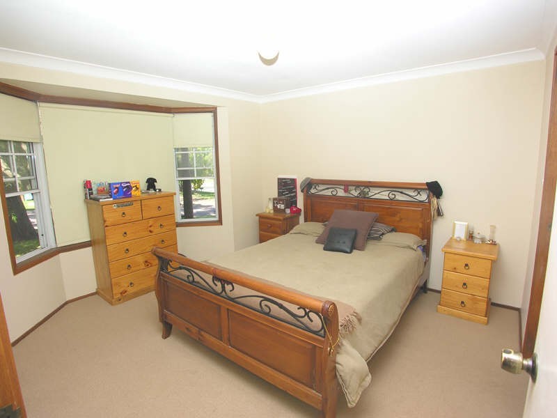 2 Peter Close, Tumbi Umbi NSW 2261