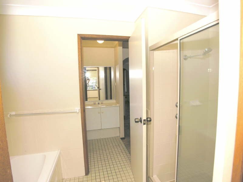 2 Peter Close, Tumbi Umbi NSW 2261