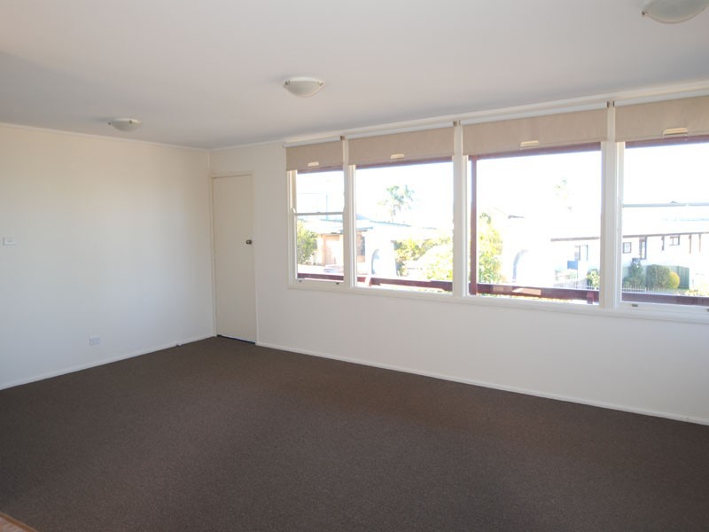 12 Viewpoint Drive, Toukley NSW 2263