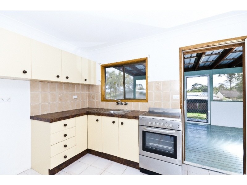 26 Kapala Avenue, Summerland Point NSW 2259