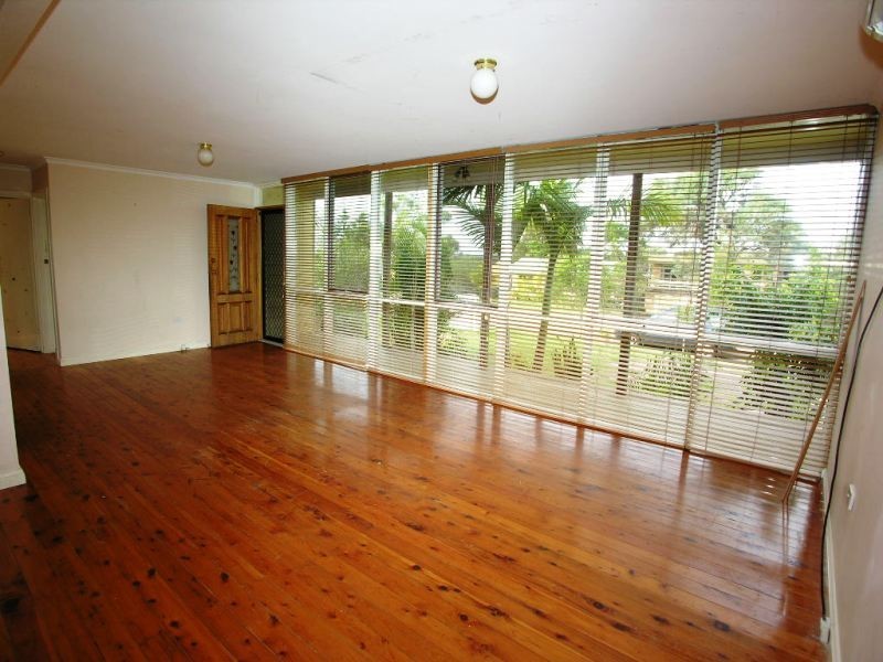 55 Brooke Avenue, Killarney Vale NSW 2261