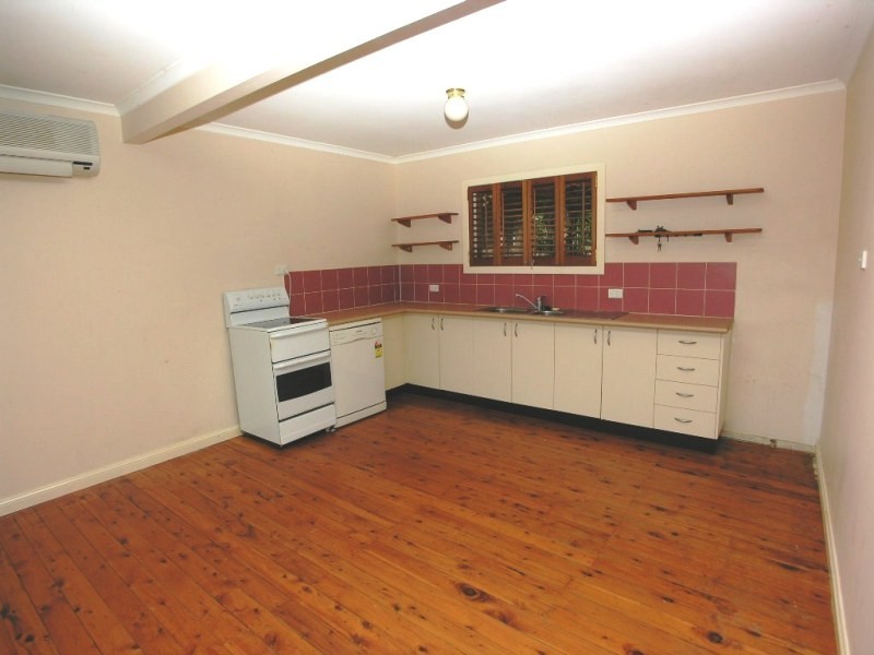 55 Brooke Avenue, Killarney Vale NSW 2261