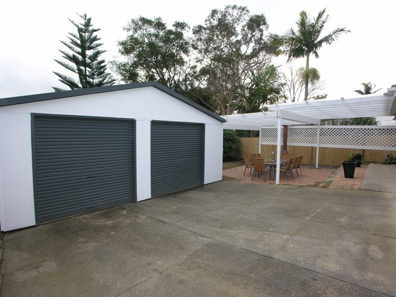 38 Poplars Avenue, Bateau Bay NSW 2261