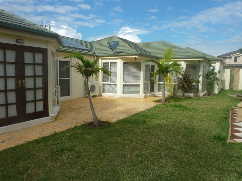 18 Lemon Gum Cct, Blue Haven NSW 2262