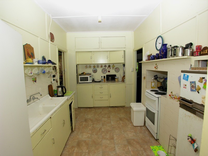 690 The Entrance Road, Bateau Bay NSW 2261