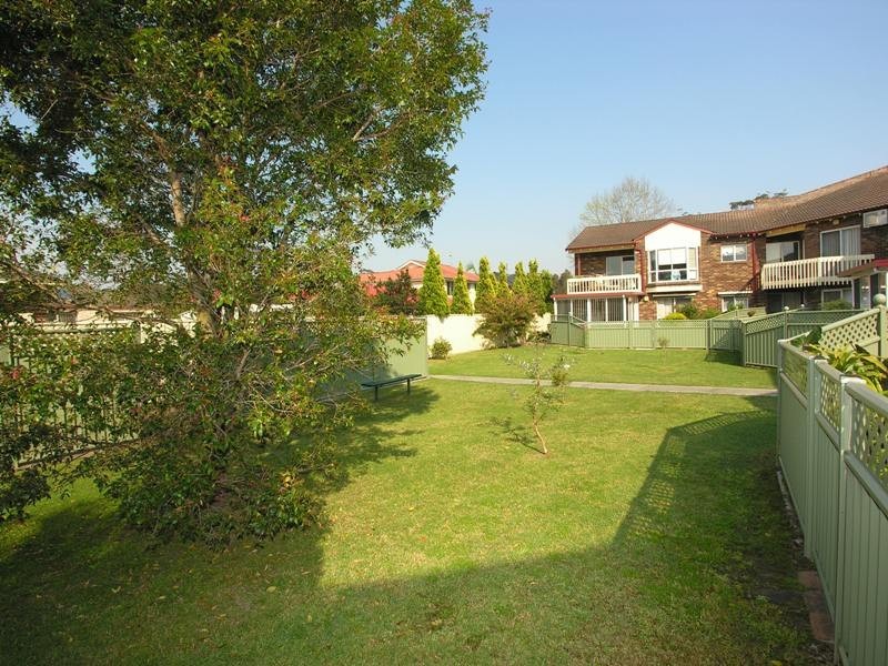 27/15 Lorraine Avenue, Berkeley Vale NSW 2261