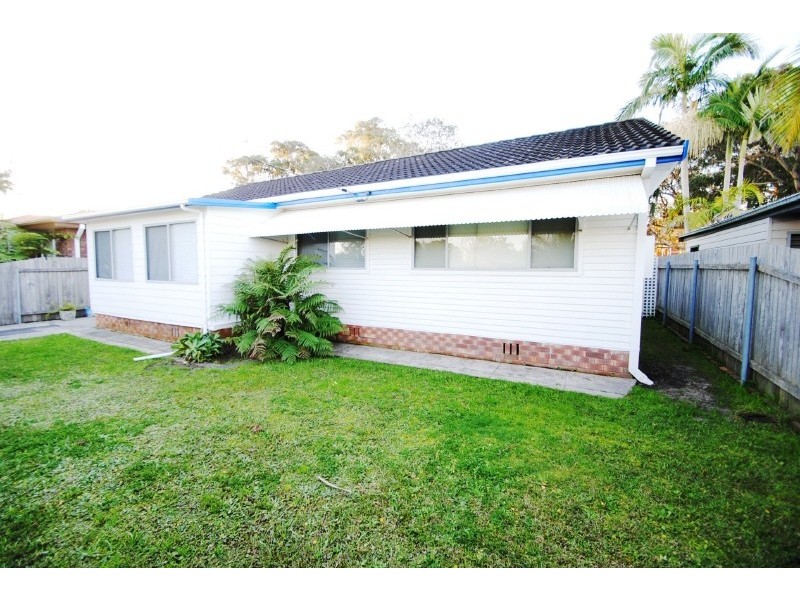 18 First Avenue, Toukley NSW 2263