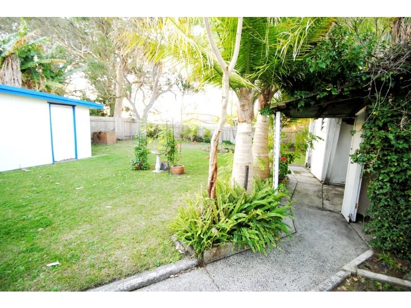 18 First Avenue, Toukley NSW 2263