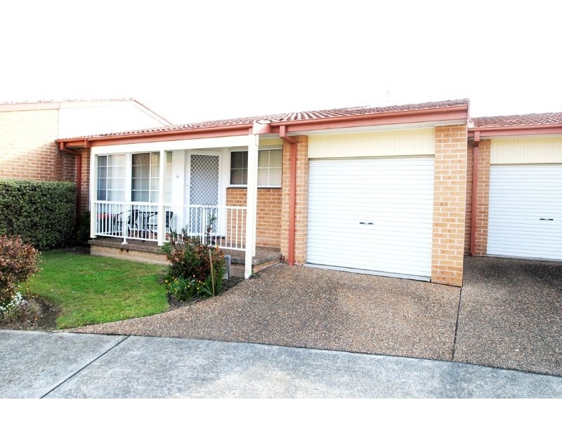 13/1 Dan Place, Gorokan NSW 2263