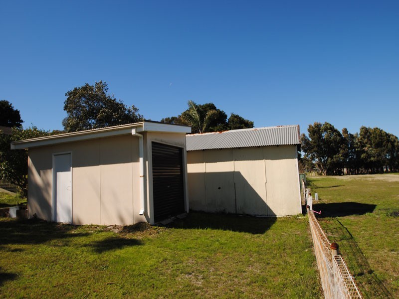 69 Moss Avenue, Toukley NSW 2263
