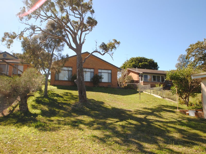 69 Moss Avenue, Toukley NSW 2263