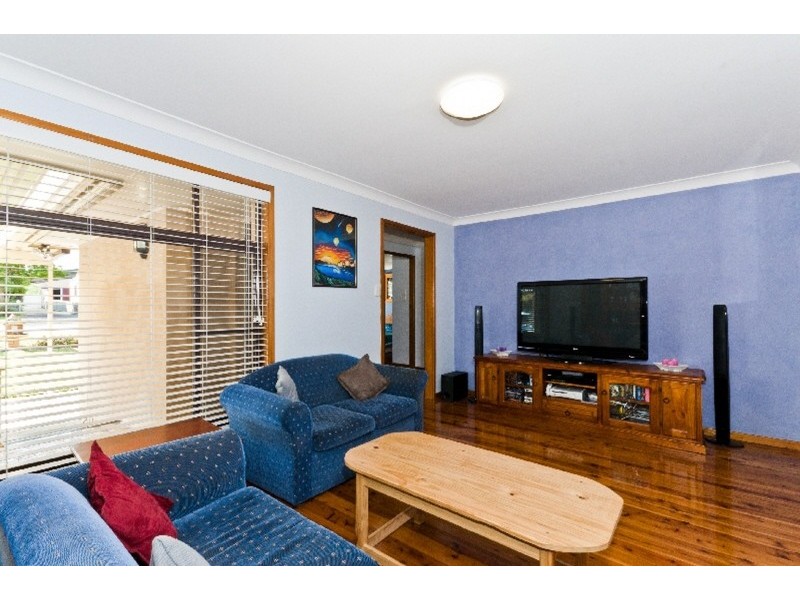 37 Seventh Avenue, Toukley NSW 2263