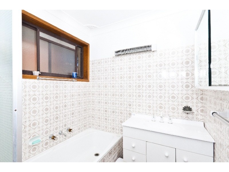 37 Seventh Avenue, Toukley NSW 2263