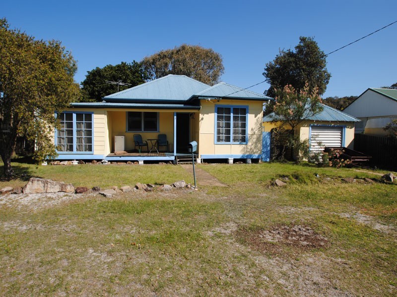 3 Boomerang St, Budgewoi NSW 2262