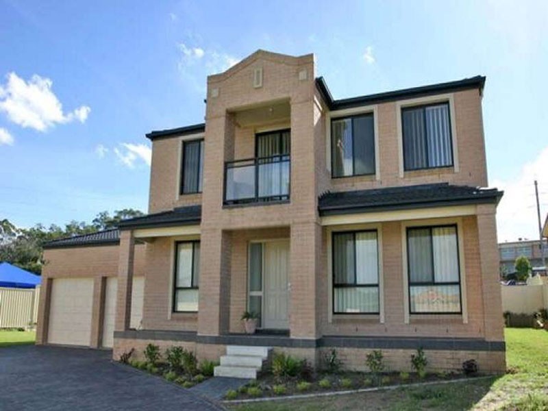 13 Highcliff Close, Woongarrah NSW 2259