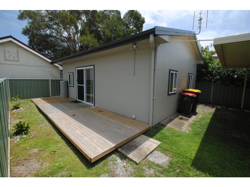 4a Yaralla Road, Toukley NSW 2263