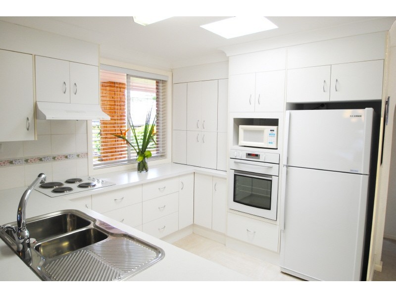 11 Branter Road, Nords Wharf NSW 2281