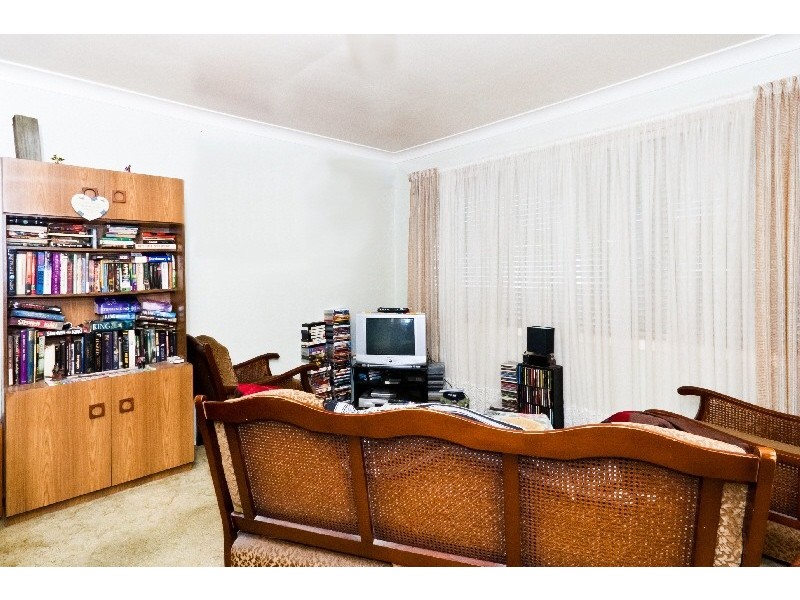 2 Read Street, Canton Beach NSW 2263