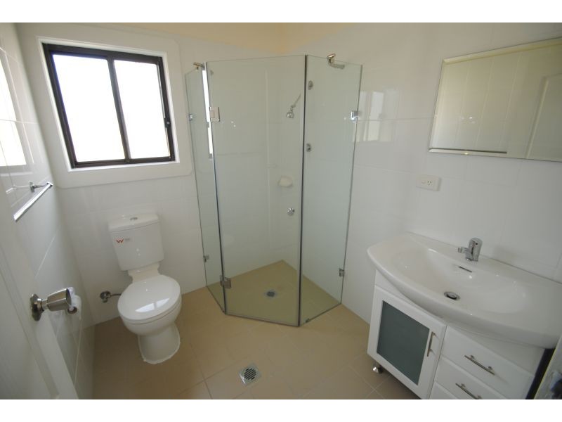 1/6 Canton Beach Road, Toukley NSW 2263