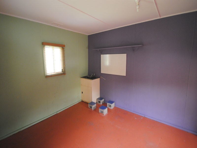 19 Cadonia Road, Tuggerawong NSW 2259