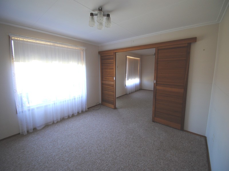 20 Eighth Ave, Toukley NSW 2263