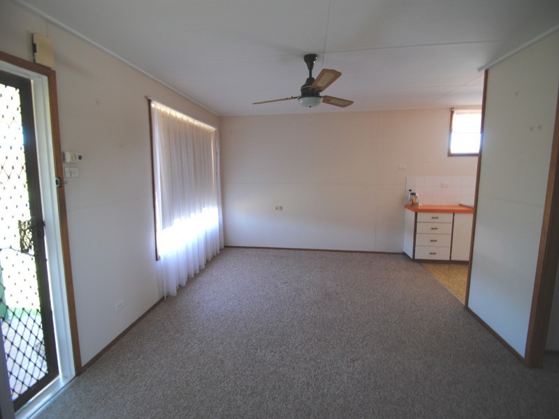 20 Eighth Ave, Toukley NSW 2263