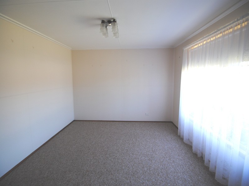 20 Eighth Ave, Toukley NSW 2263