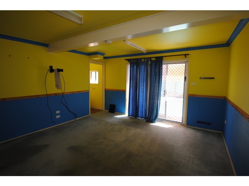 42 Dalton Avenue, Kanwal NSW 2259